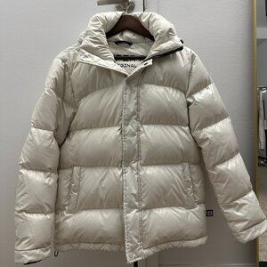 Aritzia Superpuff Original Hi-Gloss in Birch